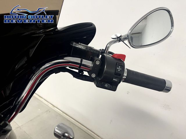 yamaha - xvs-1300-a-midnight-star