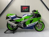 KAWASAKI ZXR 750