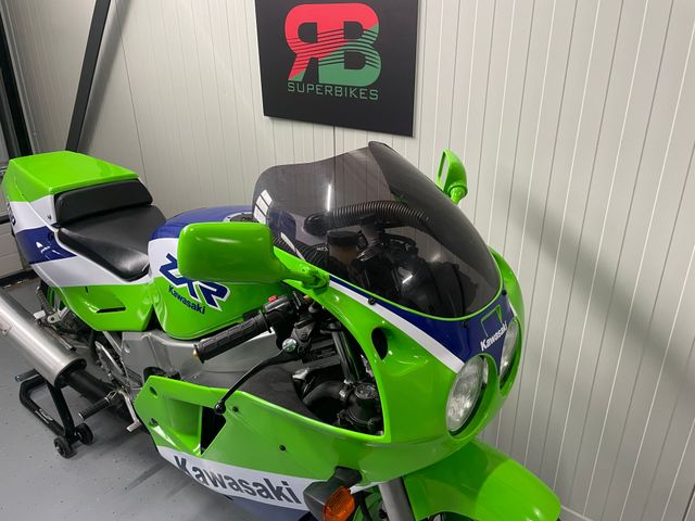 kawasaki - zxr-750