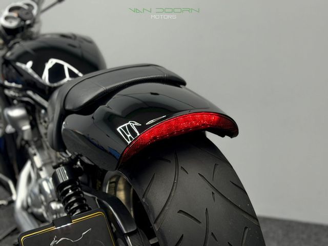 harley-davidson - v-rod-muscle-vrscf