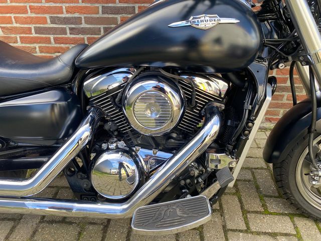 suzuki - vz-1600-marauder