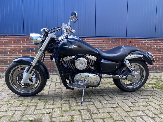 suzuki - vz-1600-marauder