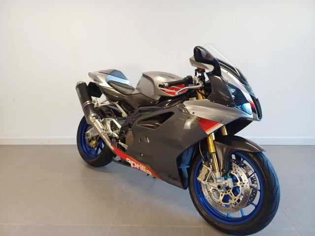 aprilia - rsv-1000-r-factory