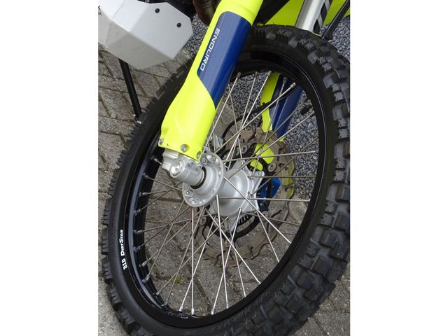 husqvarna - 701-enduro