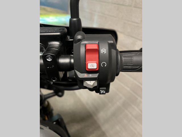 honda - cmx-1100-rebel