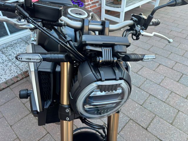 honda - cb-650-r-neo-sports-cafe