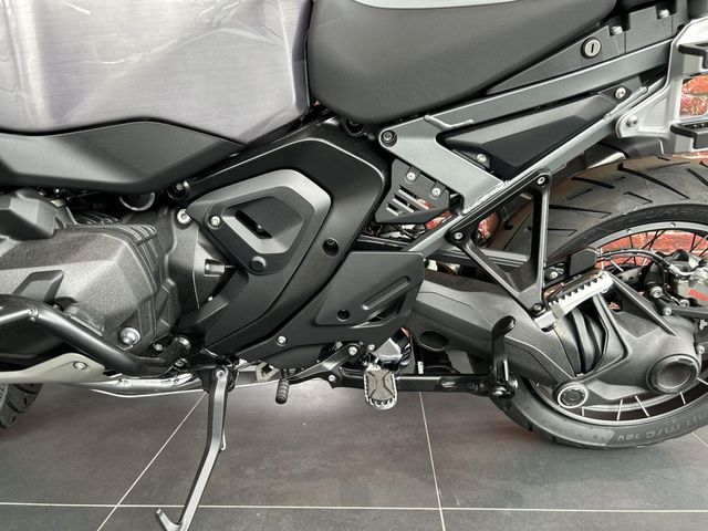 bmw - r-1300-gs-adventure