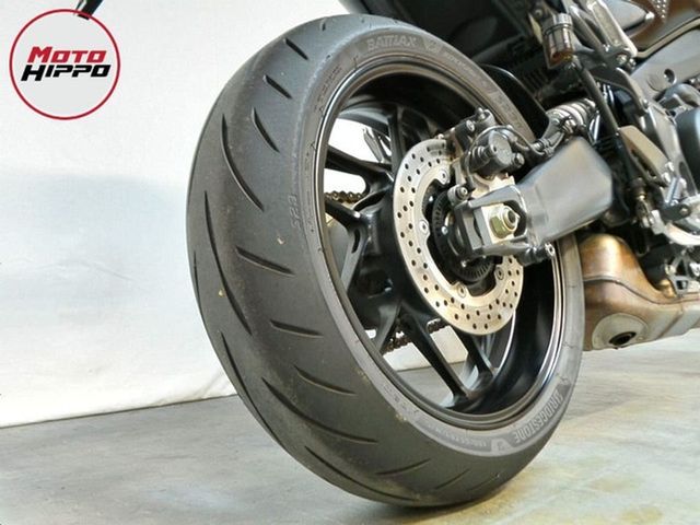 yamaha - mt-09-y-amt