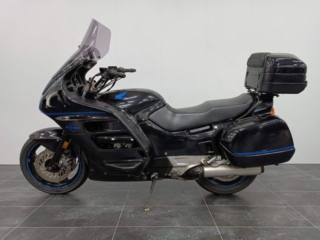 honda - st-1100-pan-european