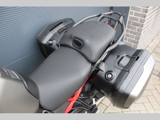 ducati - multistrada-v4-s-grand-tour