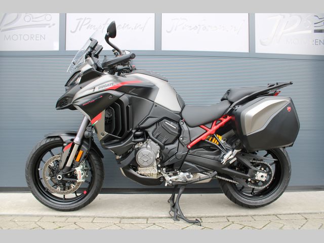 ducati - multistrada-v4-s-grand-tour