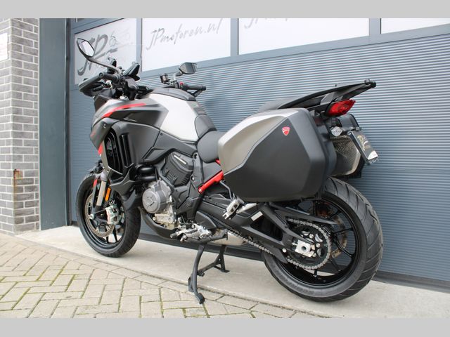 ducati - multistrada-v4-s-grand-tour