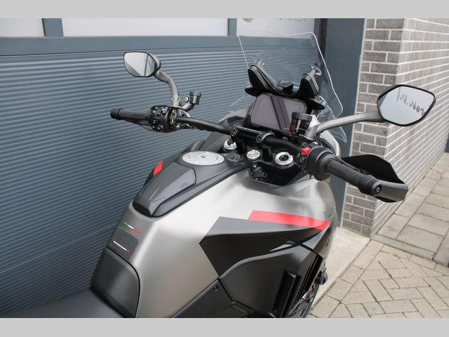 ducati - multistrada-v4-s-grand-tour