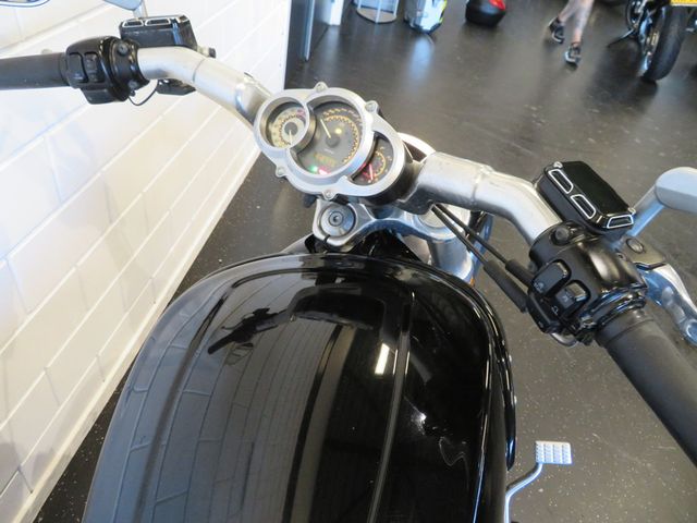 harley-davidson - v-rod-muscle-vrscf