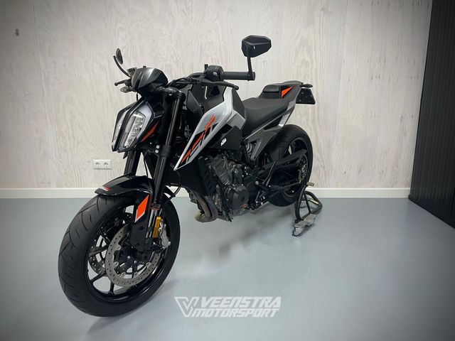 ktm - 790-duke-l