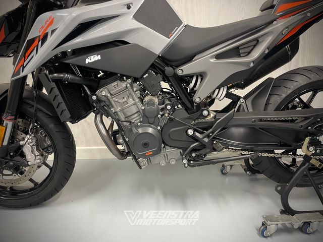 ktm - 790-duke-l