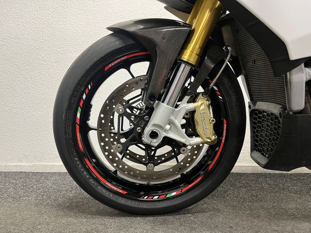 aprilia - tuono-v4