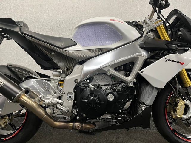 aprilia - tuono-v4