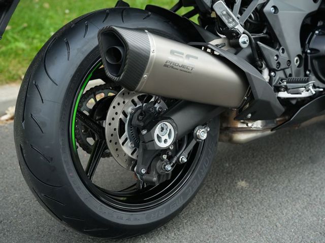 kawasaki - z-1000-sx