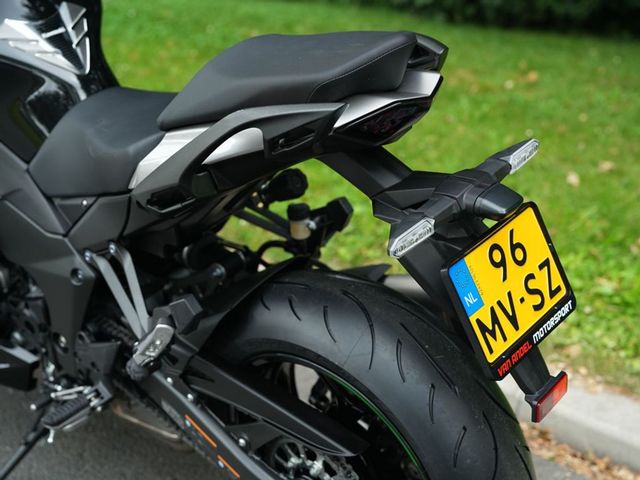 kawasaki - z-1000-sx