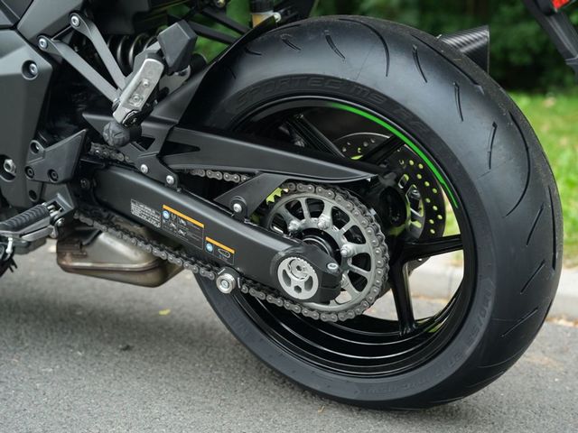 kawasaki - z-1000-sx