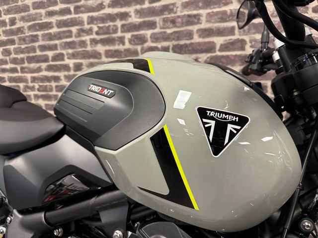 triumph - trident-660