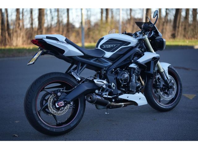triumph - street-triple-765