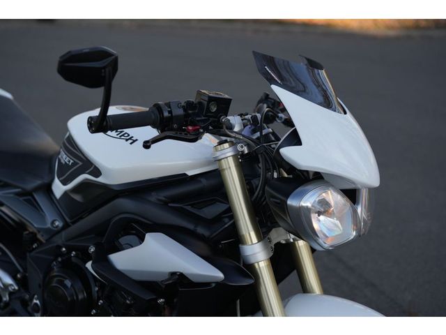 triumph - street-triple-765