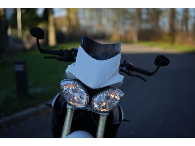 triumph - street-triple-765
