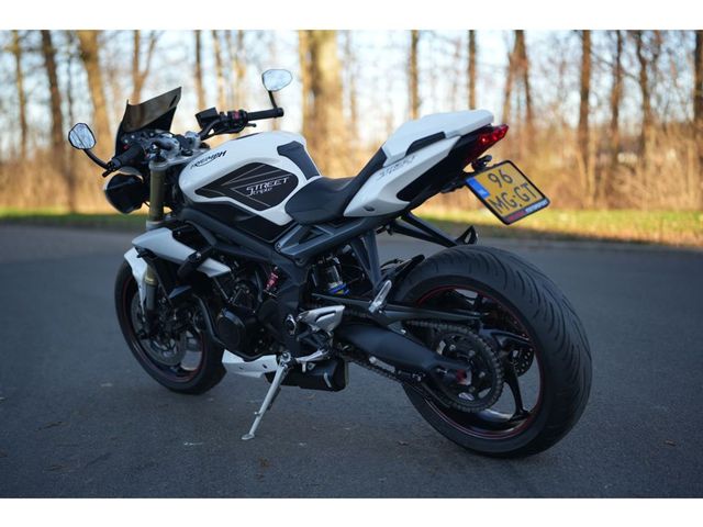 triumph - street-triple-765