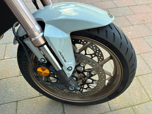honda - cb-650-r-neo-sports-cafe