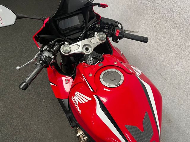 honda - cbr-650-r