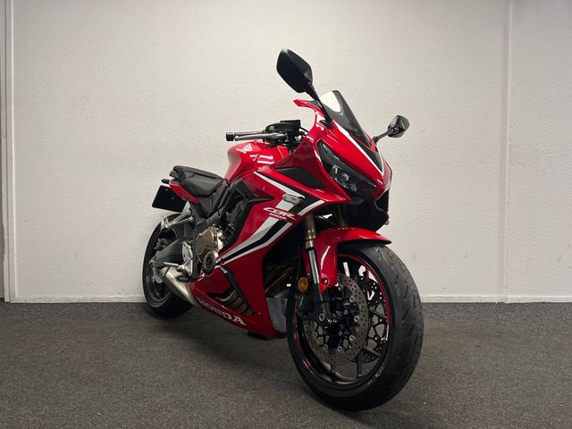 honda - cbr-650-r