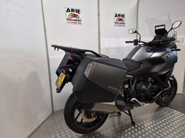 honda - nt-1100-dct