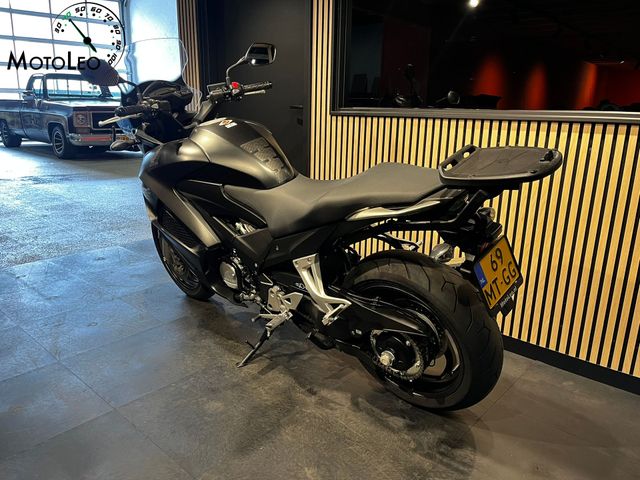 honda - vfr-800-x-crossrunner-abs