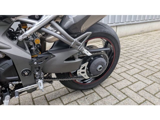 triumph - speed-triple-rs