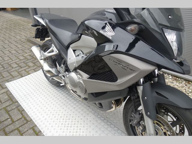honda - vfr-800-x-crossrunner-abs