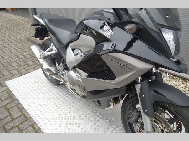 honda - vfr-800-x-crossrunner-abs
