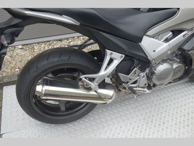 honda - vfr-800-x-crossrunner-abs
