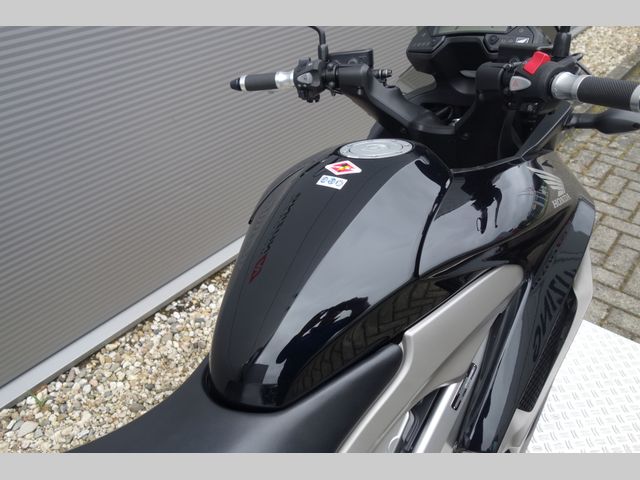 honda - vfr-800-x-crossrunner-abs