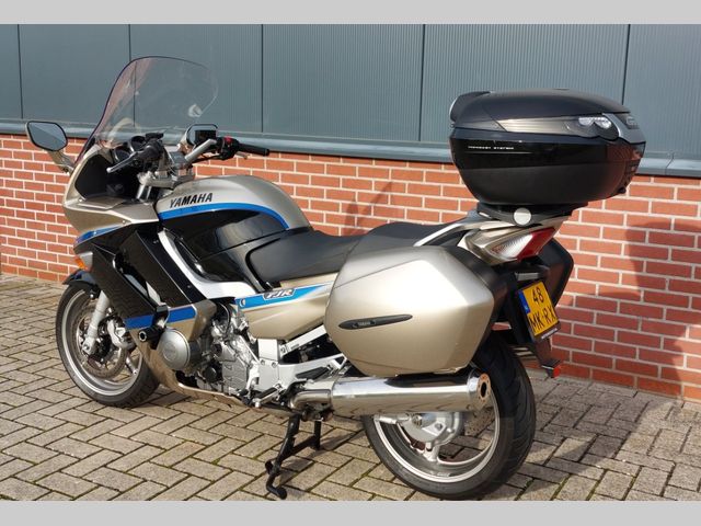 yamaha - fjr-1300