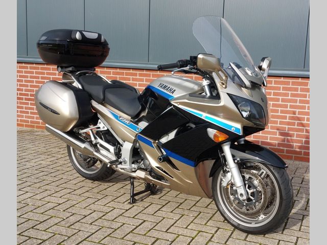 yamaha - fjr-1300