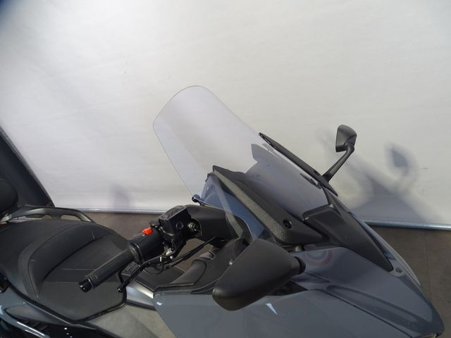 yamaha - tmax-tech-max
