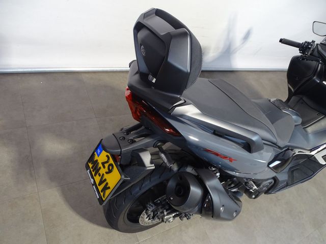 yamaha - tmax-tech-max