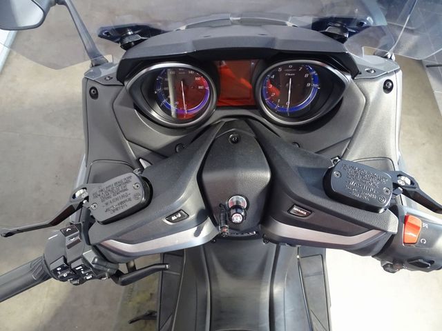 yamaha - tmax-tech-max
