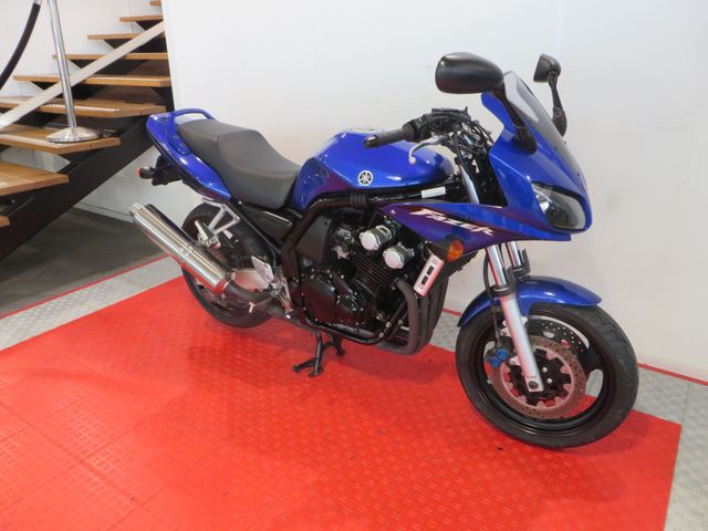 yamaha - fzs-600-fazer