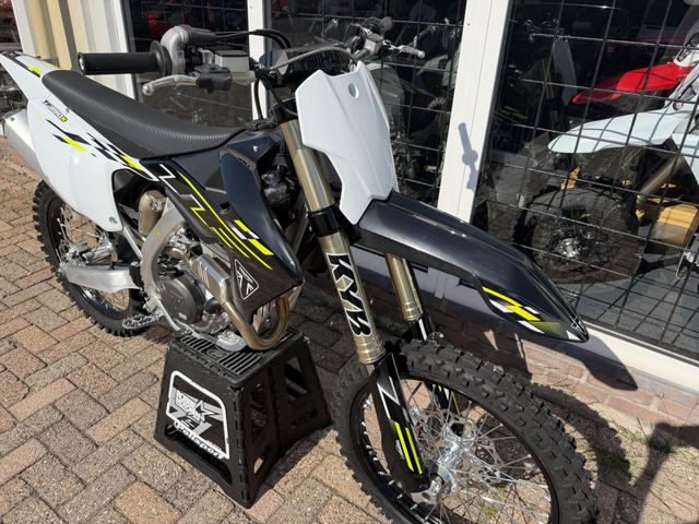 triumph - tf-250-x