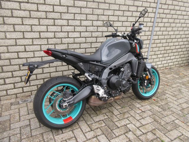 yamaha - mt-09-abs