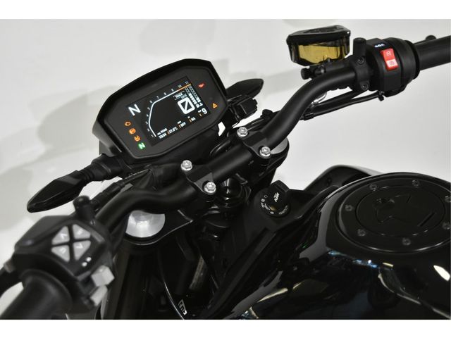 ktm - 790-duke-l