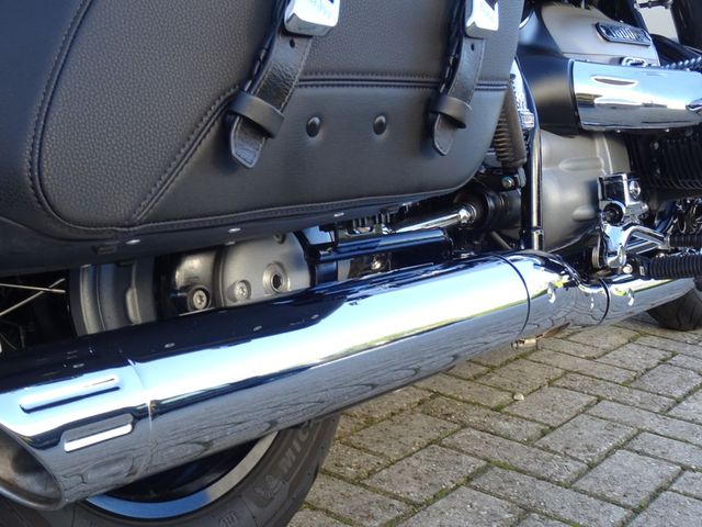 bmw - r-18-classic